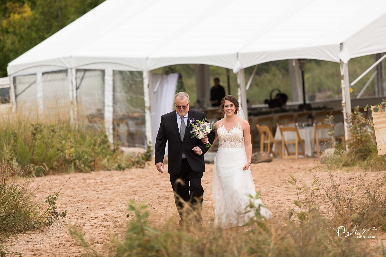 The Schweiger Wedding // Lake Bluff Preserve 