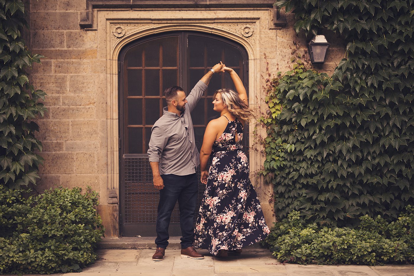 11 Perfect Metro- Detroit Locations for Engagement Photos
